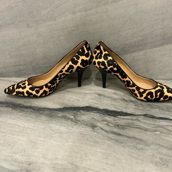 Michael Kors Black and Tan Leopard Heels - Picture 3 of 10